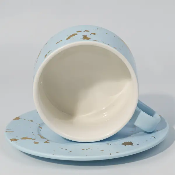 金箔の陶器製コーヒーマグとソーサーセット、コーヒーとティーサービス用