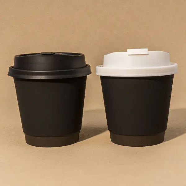 黒と白の蓋を持つソフトタッチ紙コップ, コーヒーショップ向けのプレミアムダブルウォールデザイン